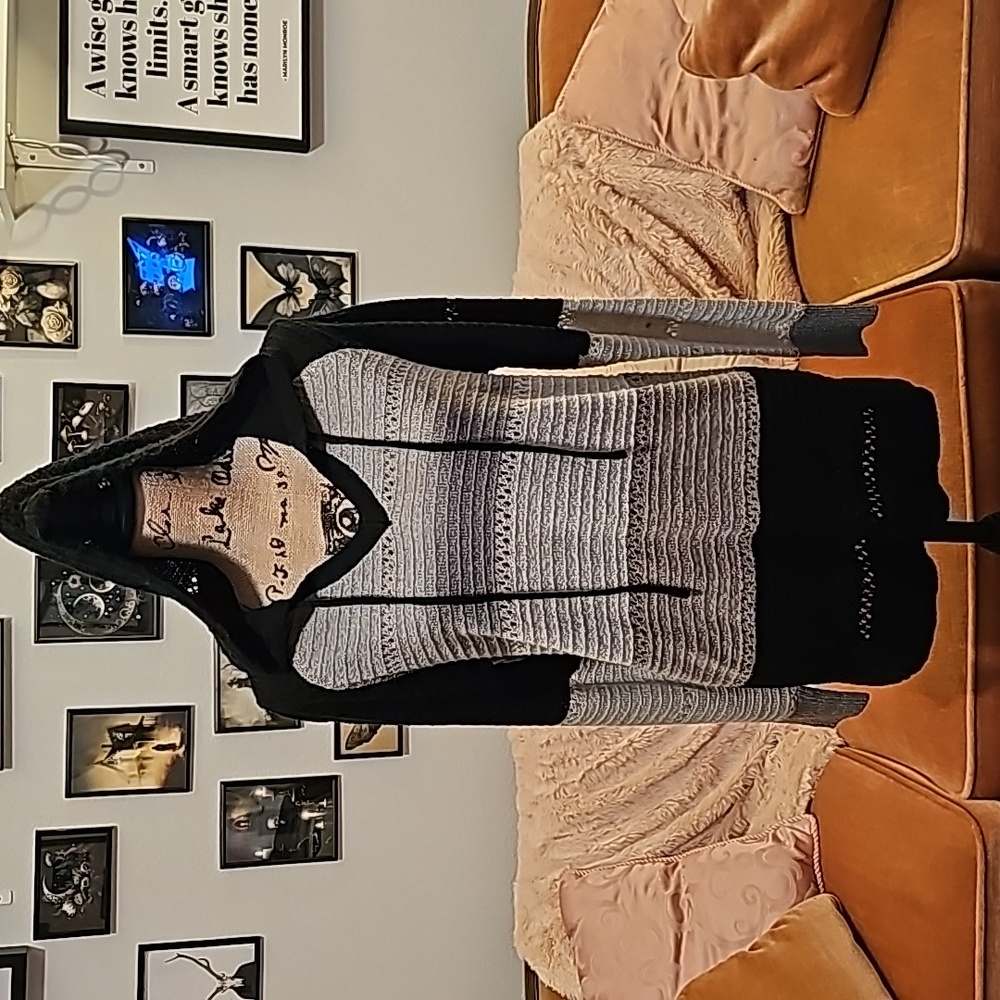 NWOT - Never Worn! Black & Gray Colorblock Hooded Sweater